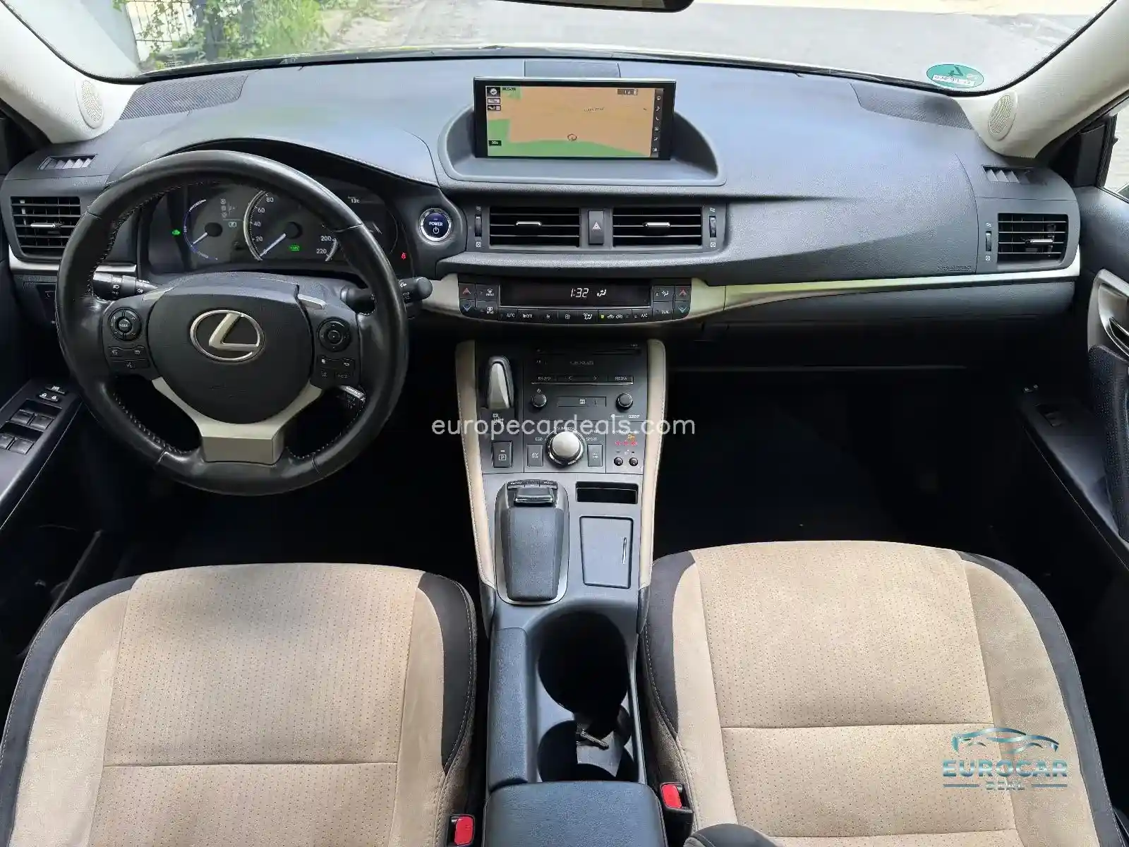 Lexus CT 200h