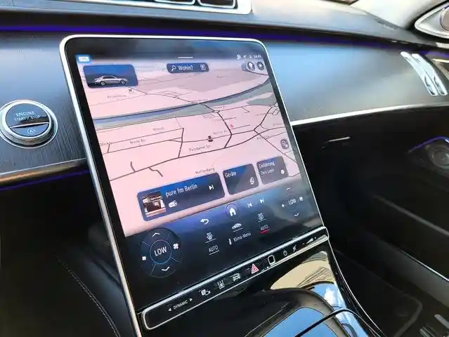 Mercedes-Benz S 400