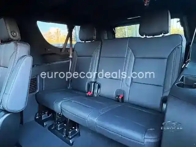 Chevrolet Suburban