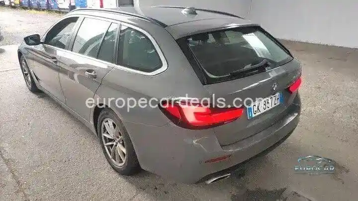 BMW 520