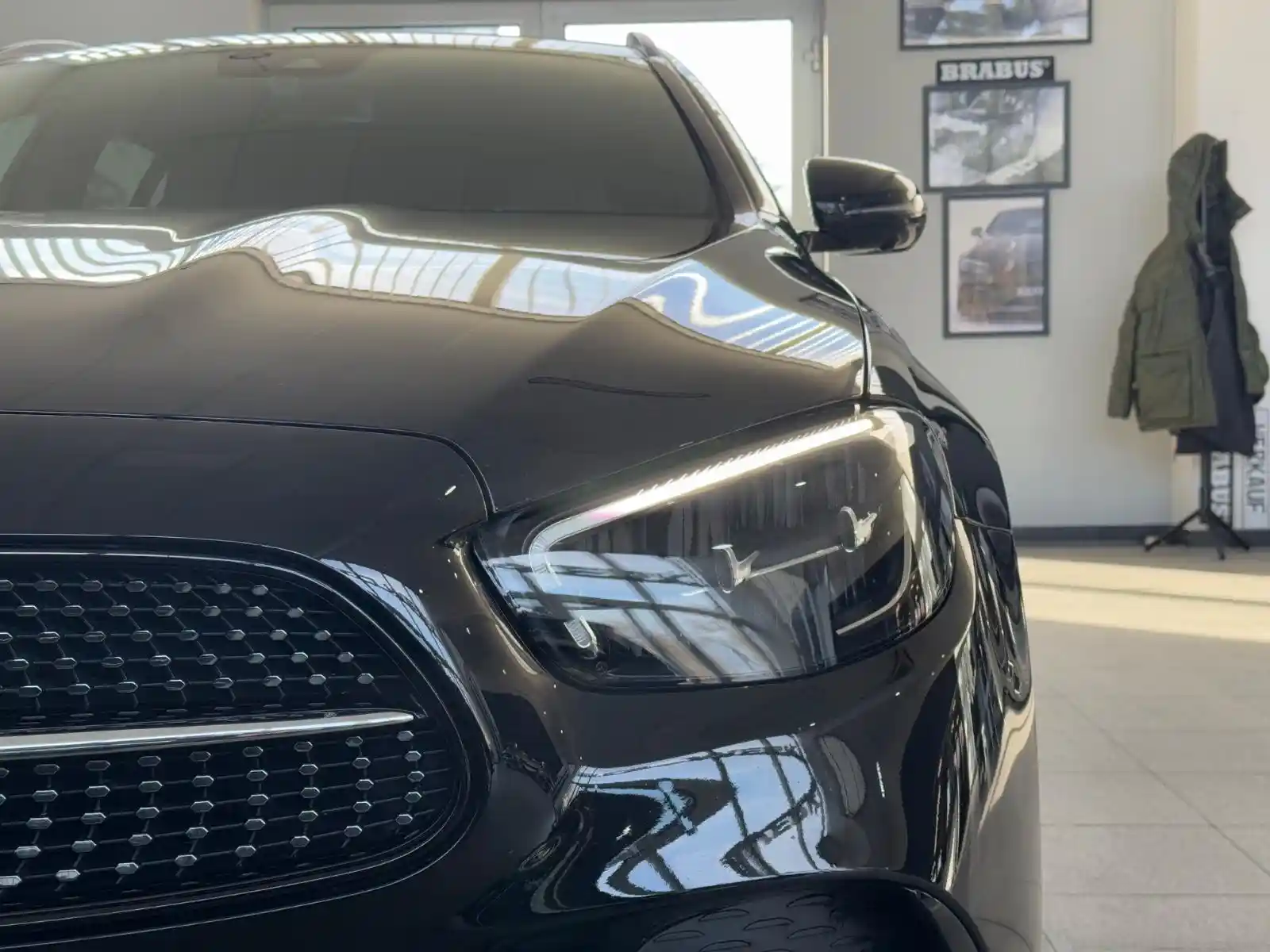 Mercedes-Benz E 200