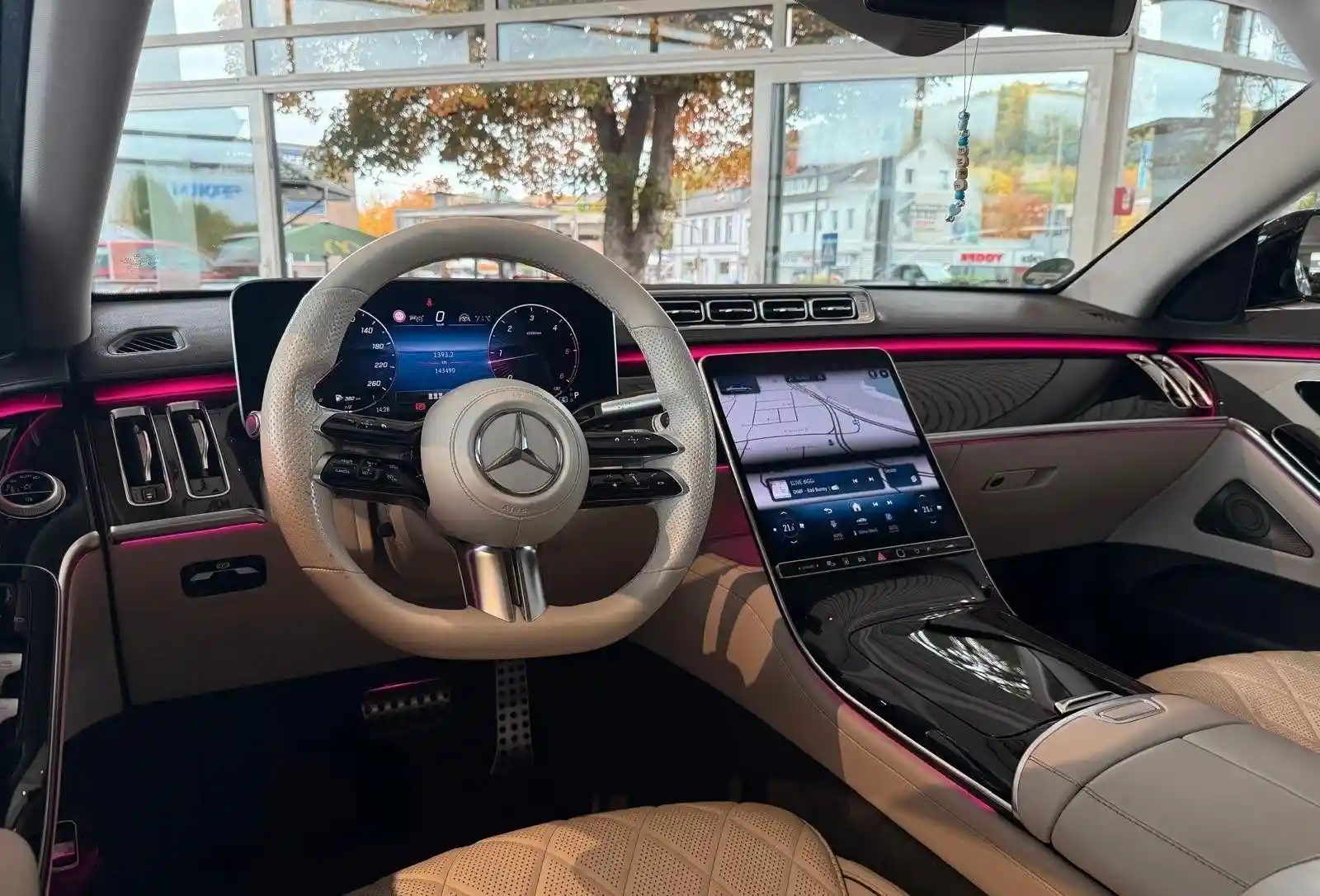 Mercedes-Benz S 400