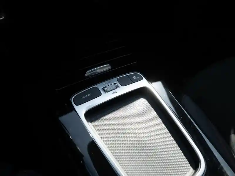 Mercedes-Benz CLA 220