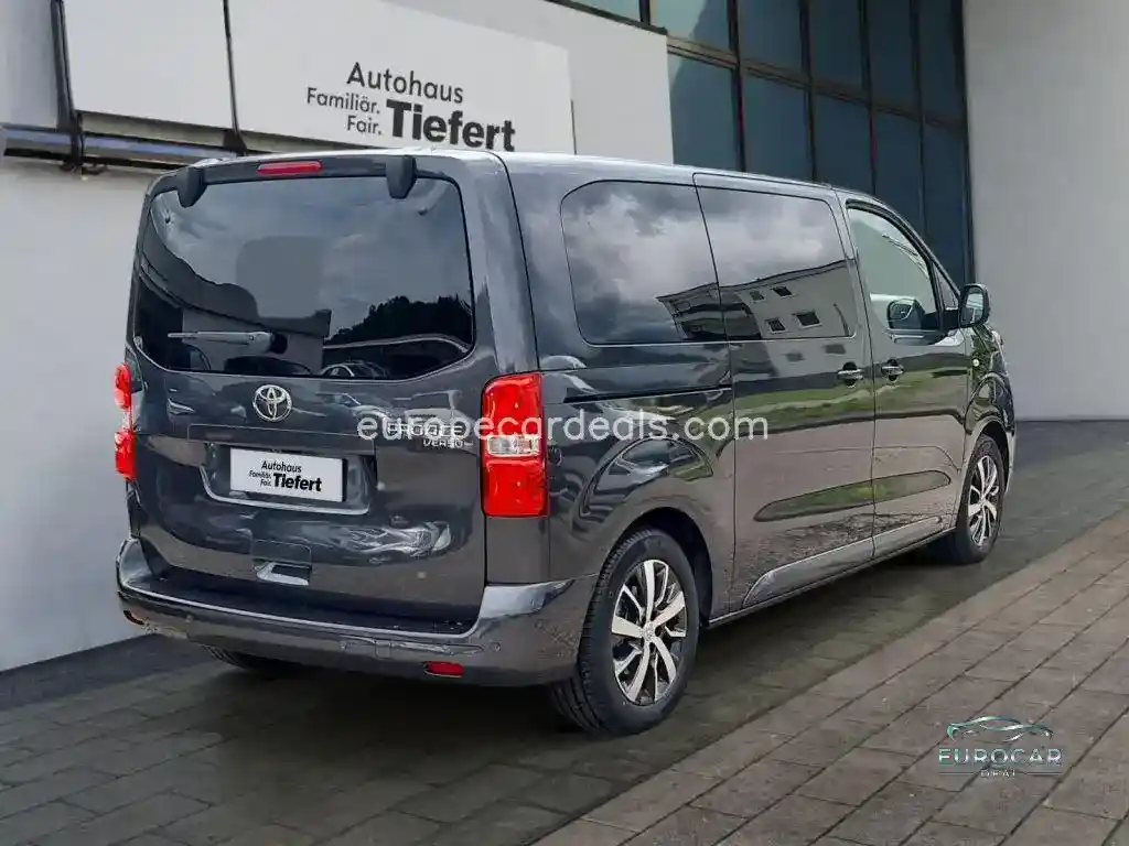 Toyota Proace (Verso)
