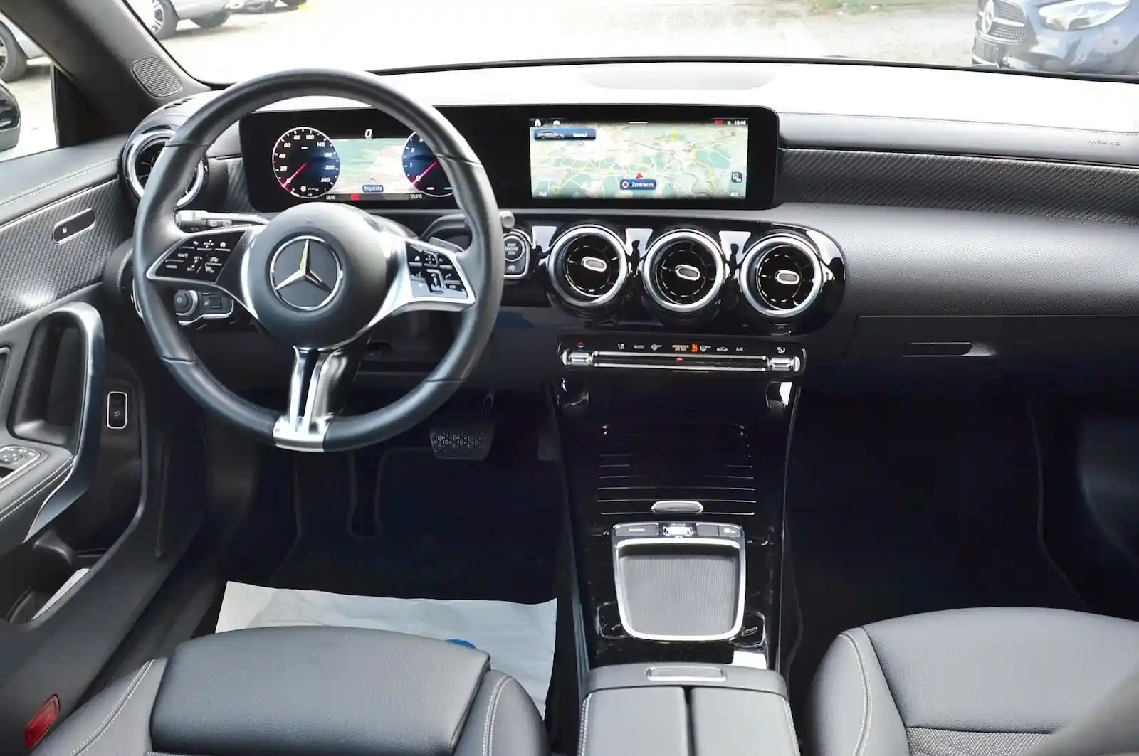 Mercedes-Benz CLA 180 Shooting Brake