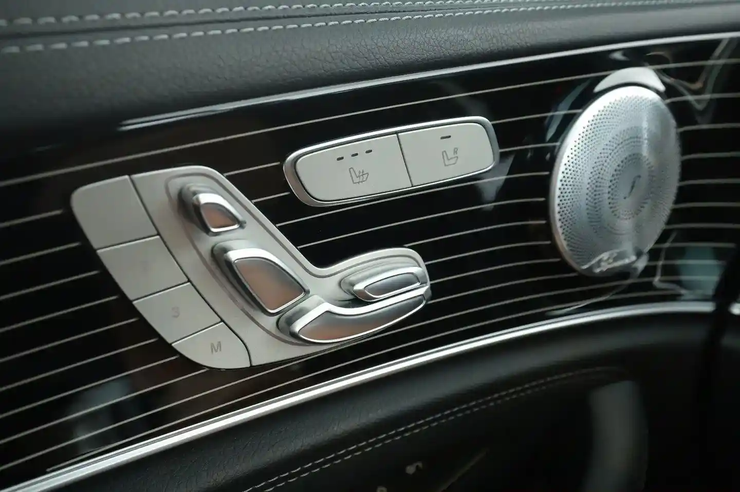 Mercedes-Benz E 400