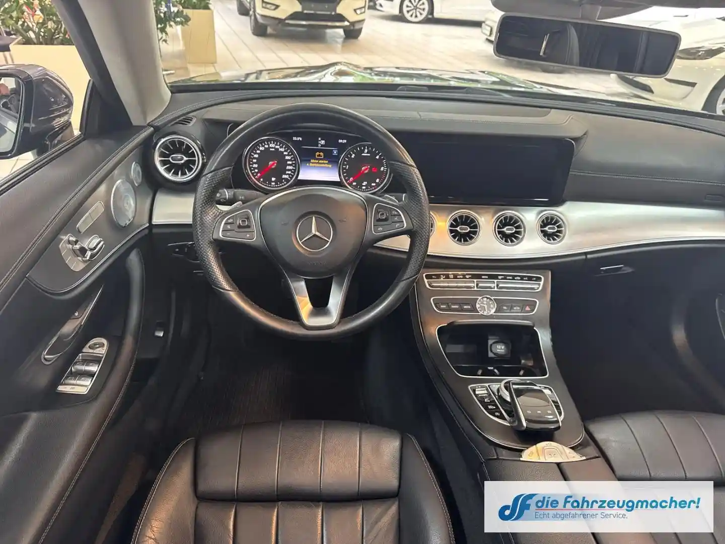 Mercedes-Benz E 220