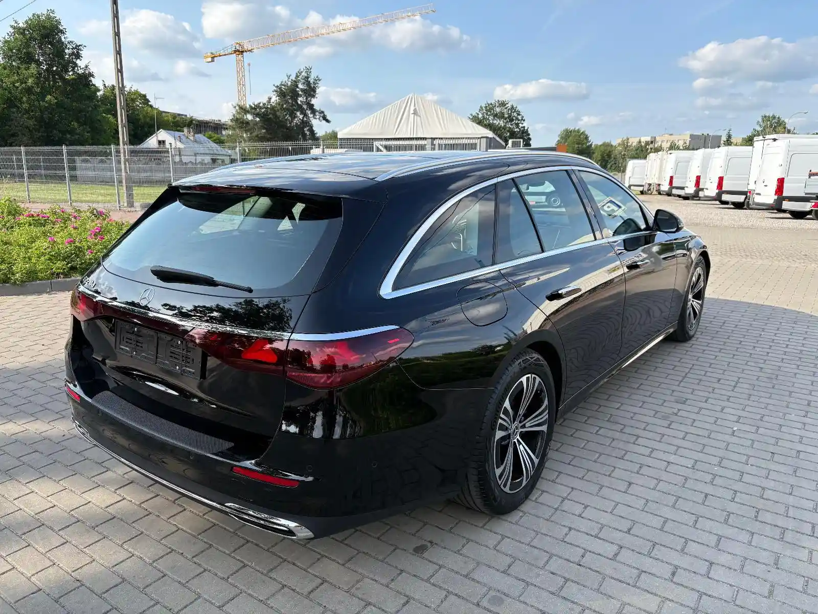 Mercedes-Benz E 220