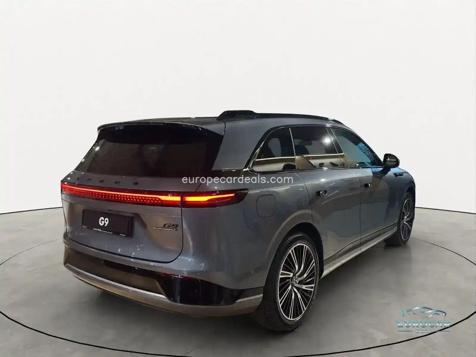 XPENG G9