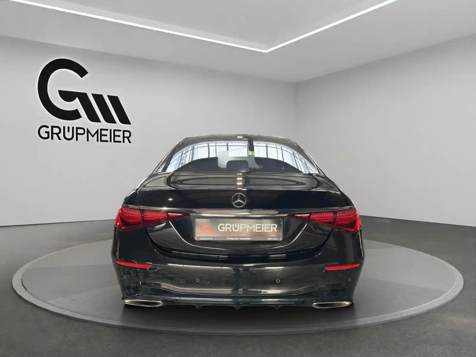 Mercedes-Benz S 500