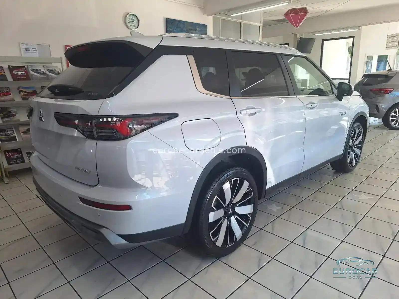 Mitsubishi Plug-in Hybrid Outlander
