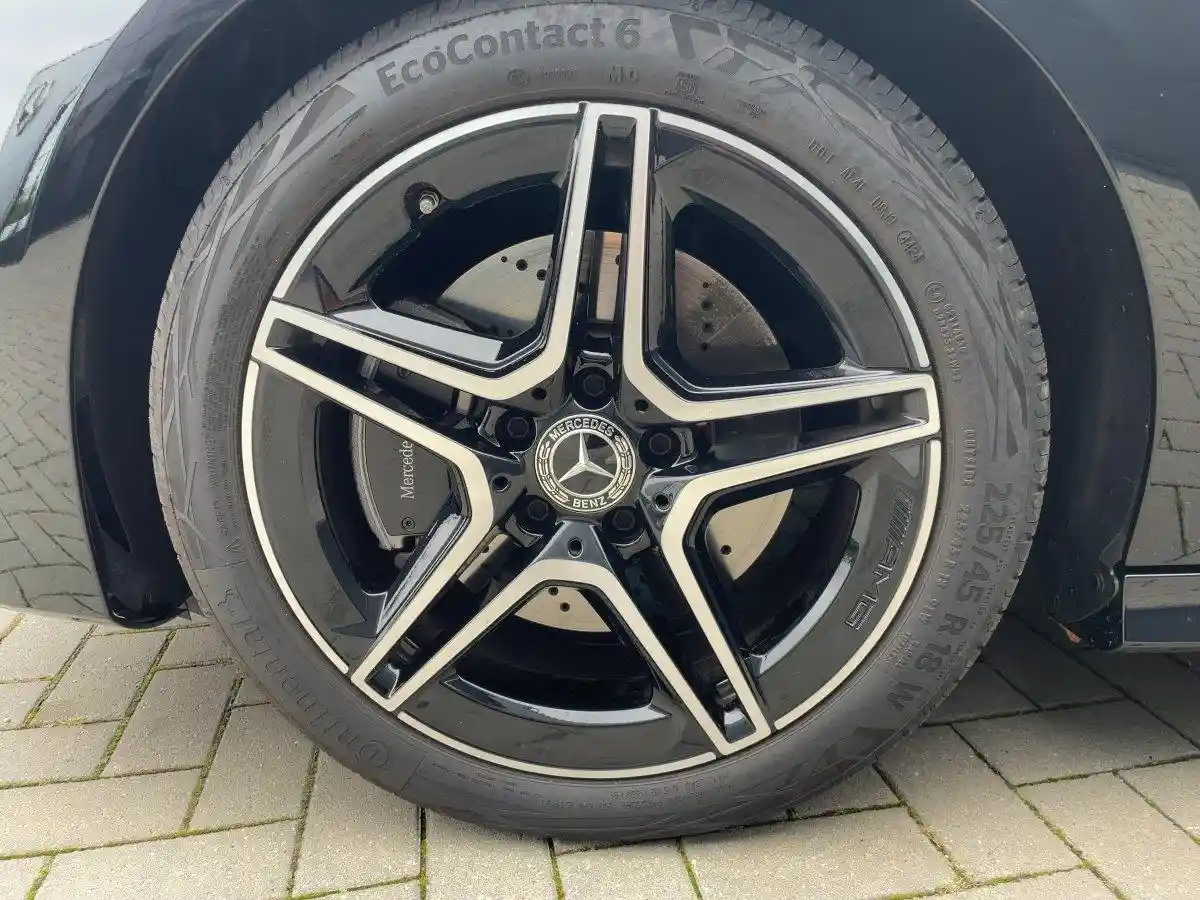 Mercedes-Benz CLA 200 Shooting Brake
