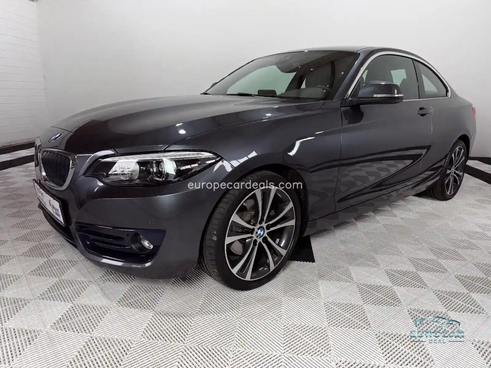 BMW 220