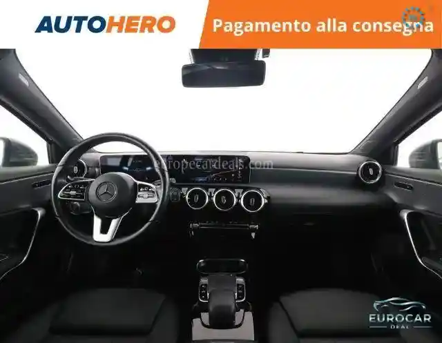 Mercedes-Benz A 220