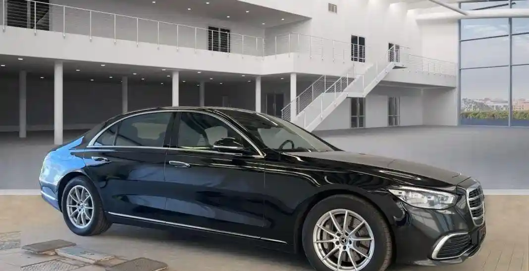 Mercedes-Benz S 400