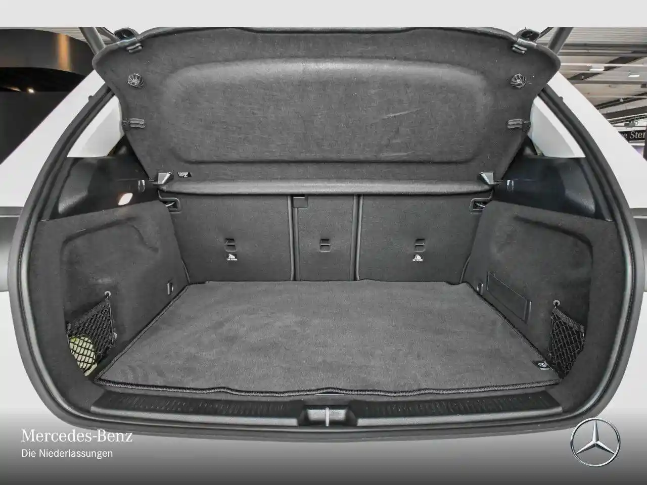Mercedes-Benz B 220