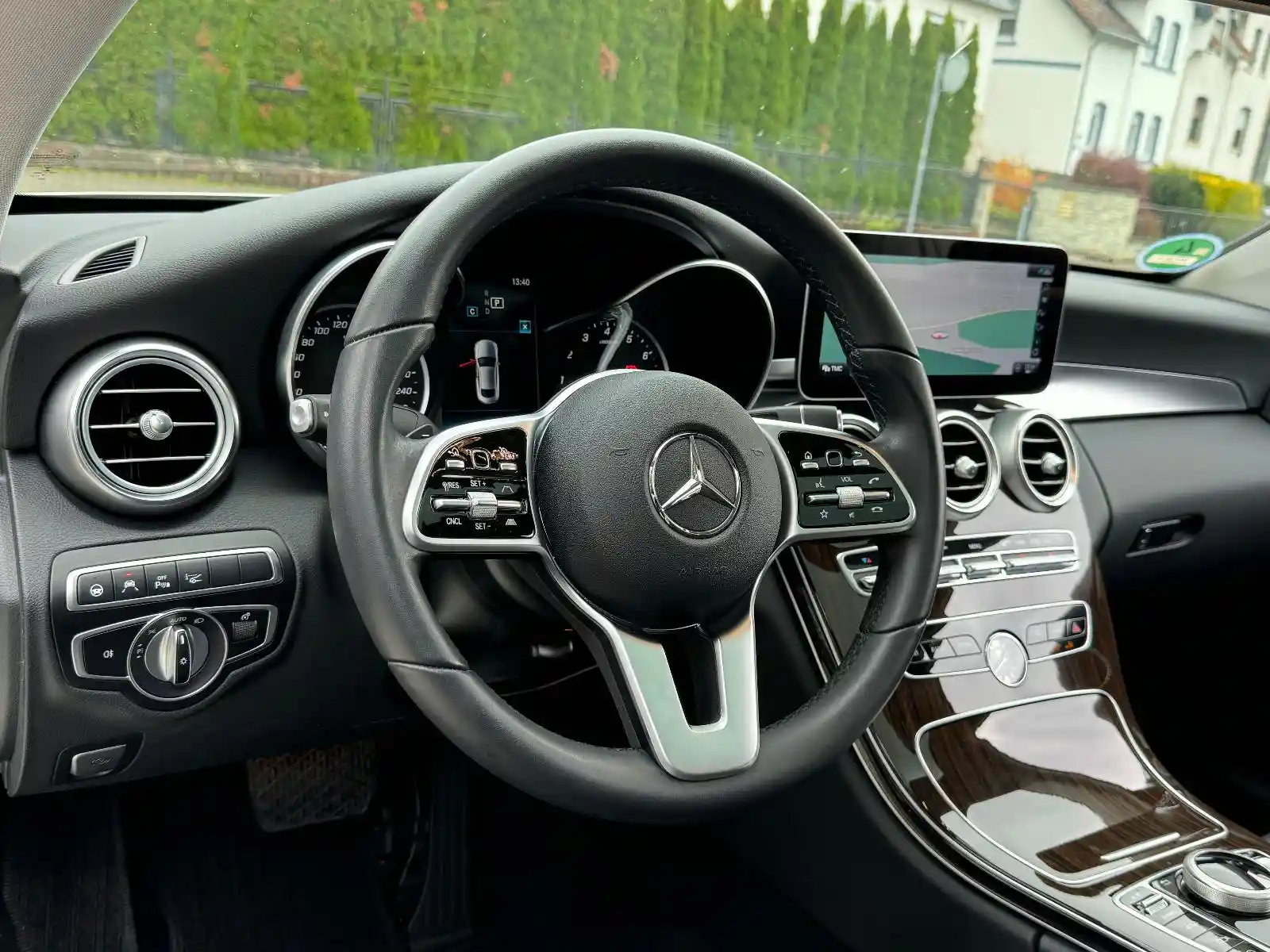 Mercedes-Benz C 200