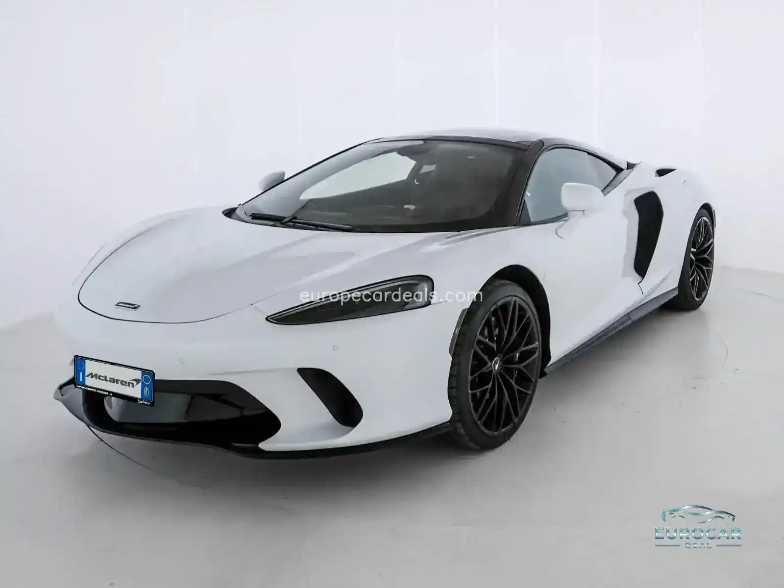 McLaren GT