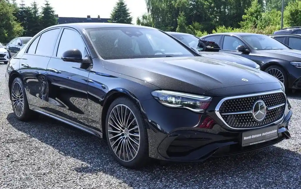 Mercedes-Benz E 220