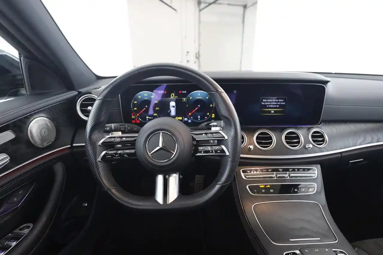 Mercedes-Benz E 400
