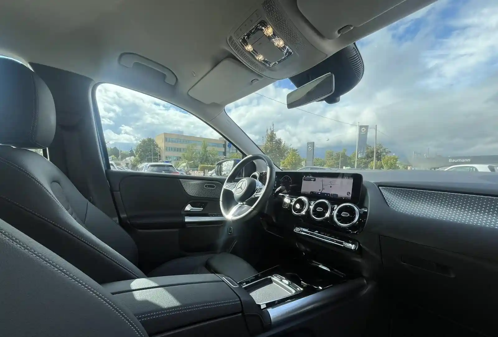 Mercedes-Benz B 200