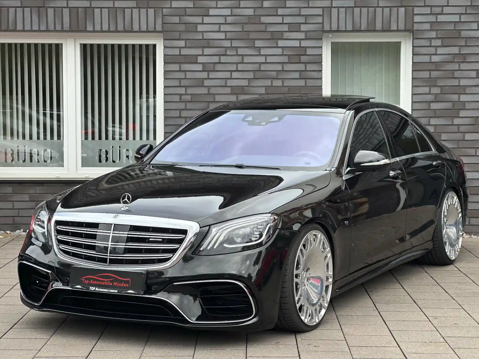 Mercedes-Benz S 560