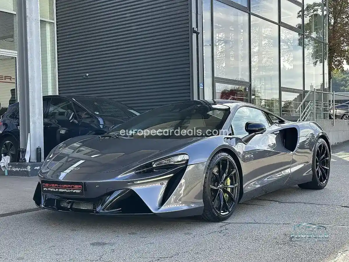 McLaren Artura