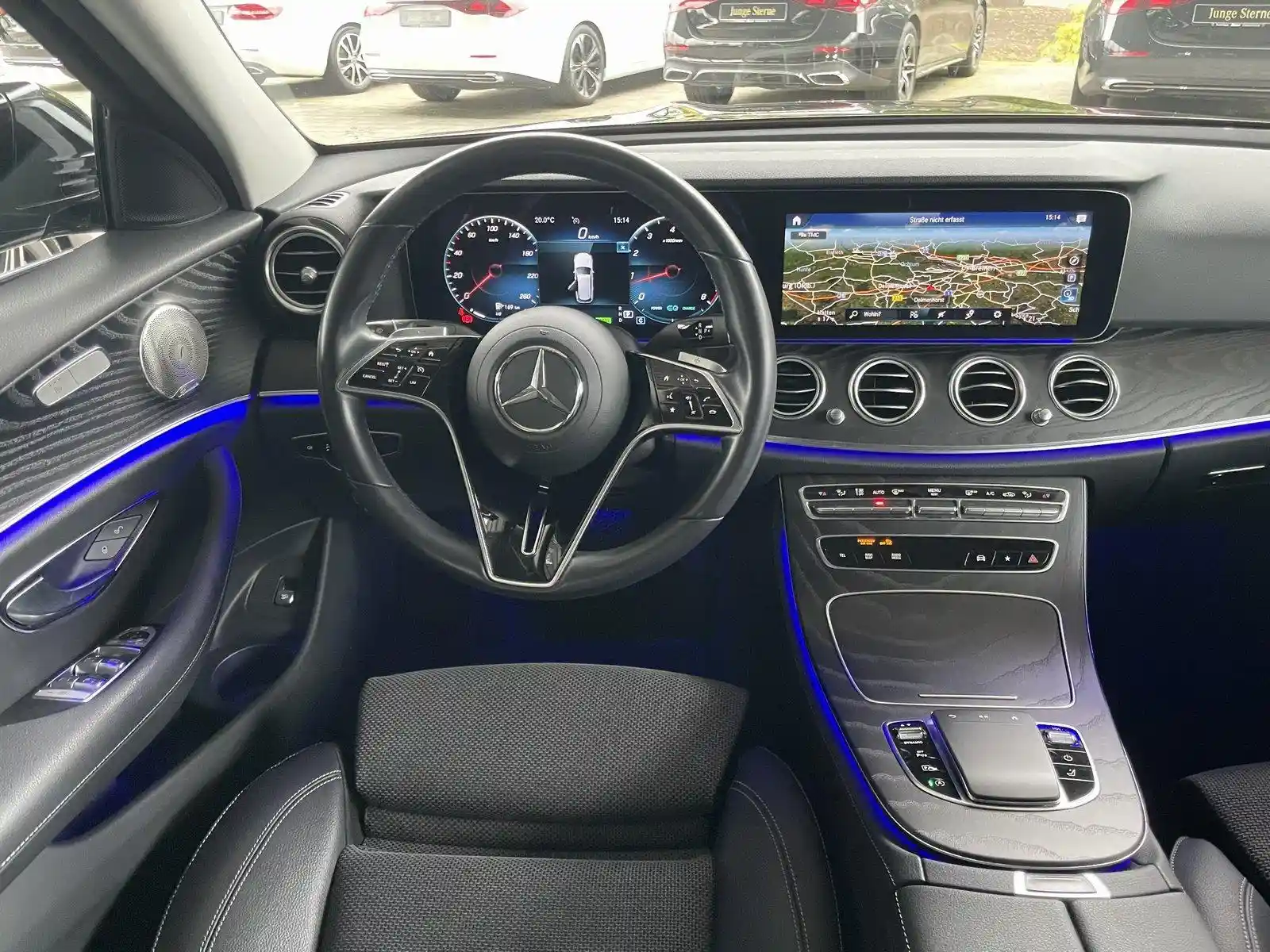 Mercedes-Benz E 200