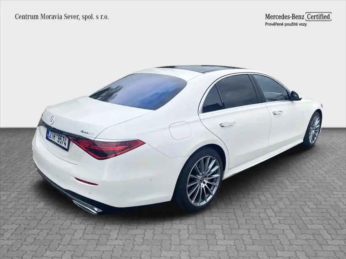 Mercedes-Benz S 400