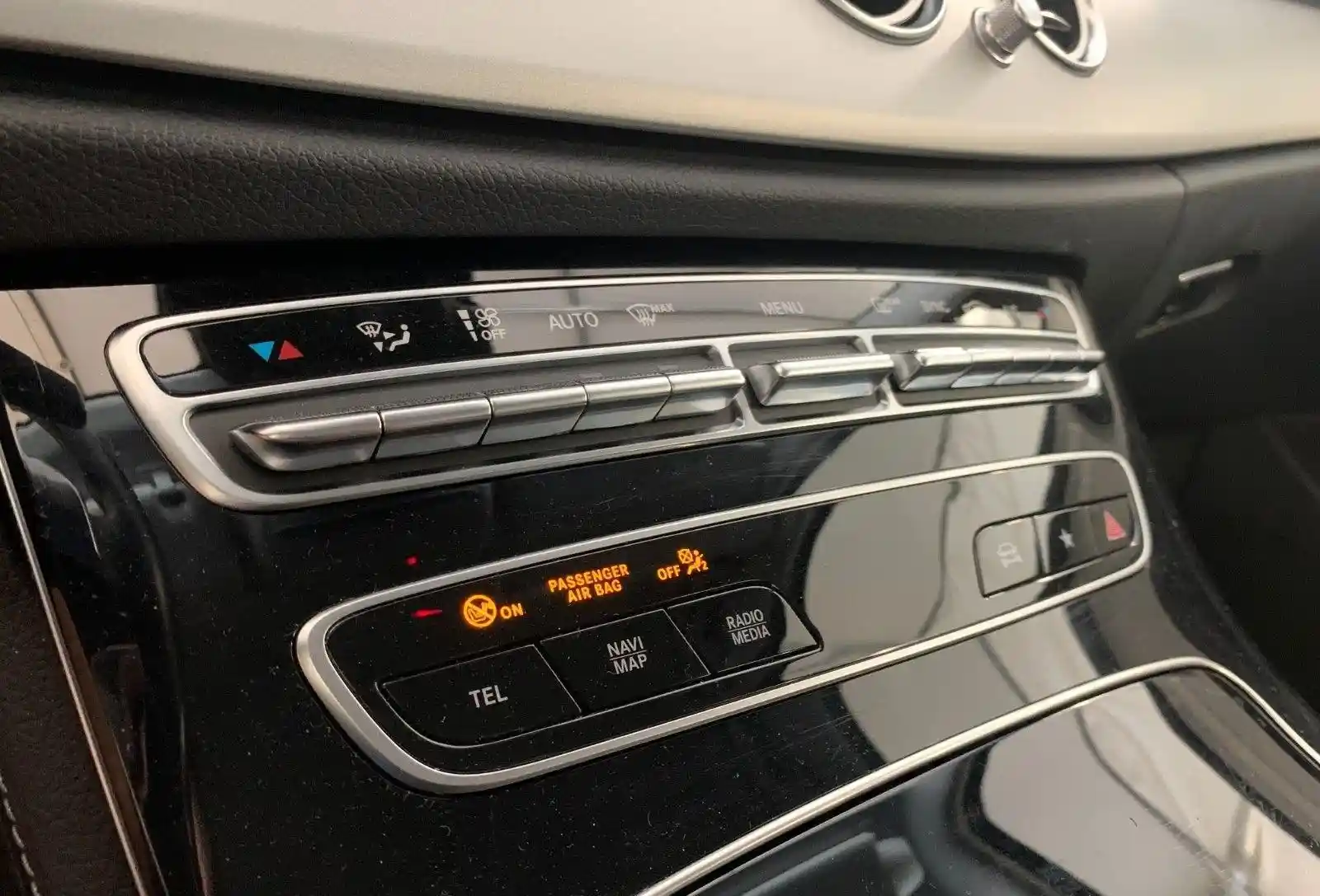 Mercedes-Benz E 400