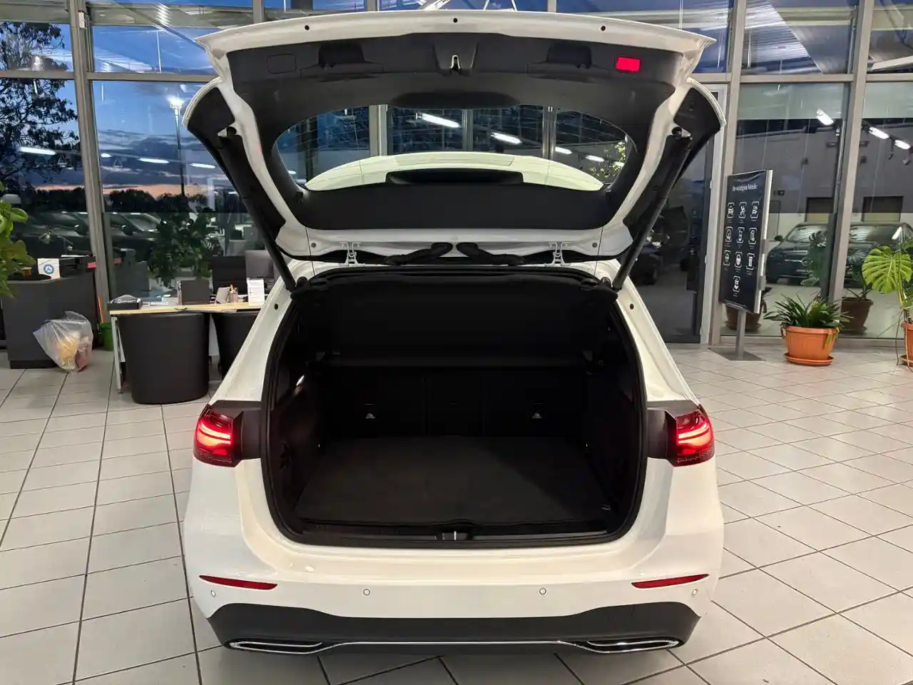 Mercedes-Benz B 200