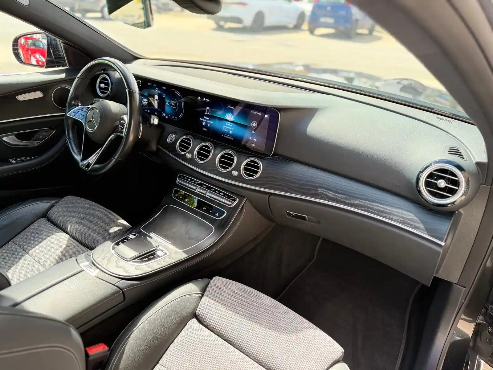 Mercedes-Benz E 400