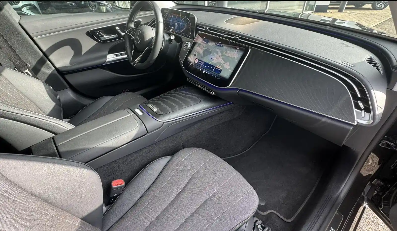 Mercedes-Benz E 220
