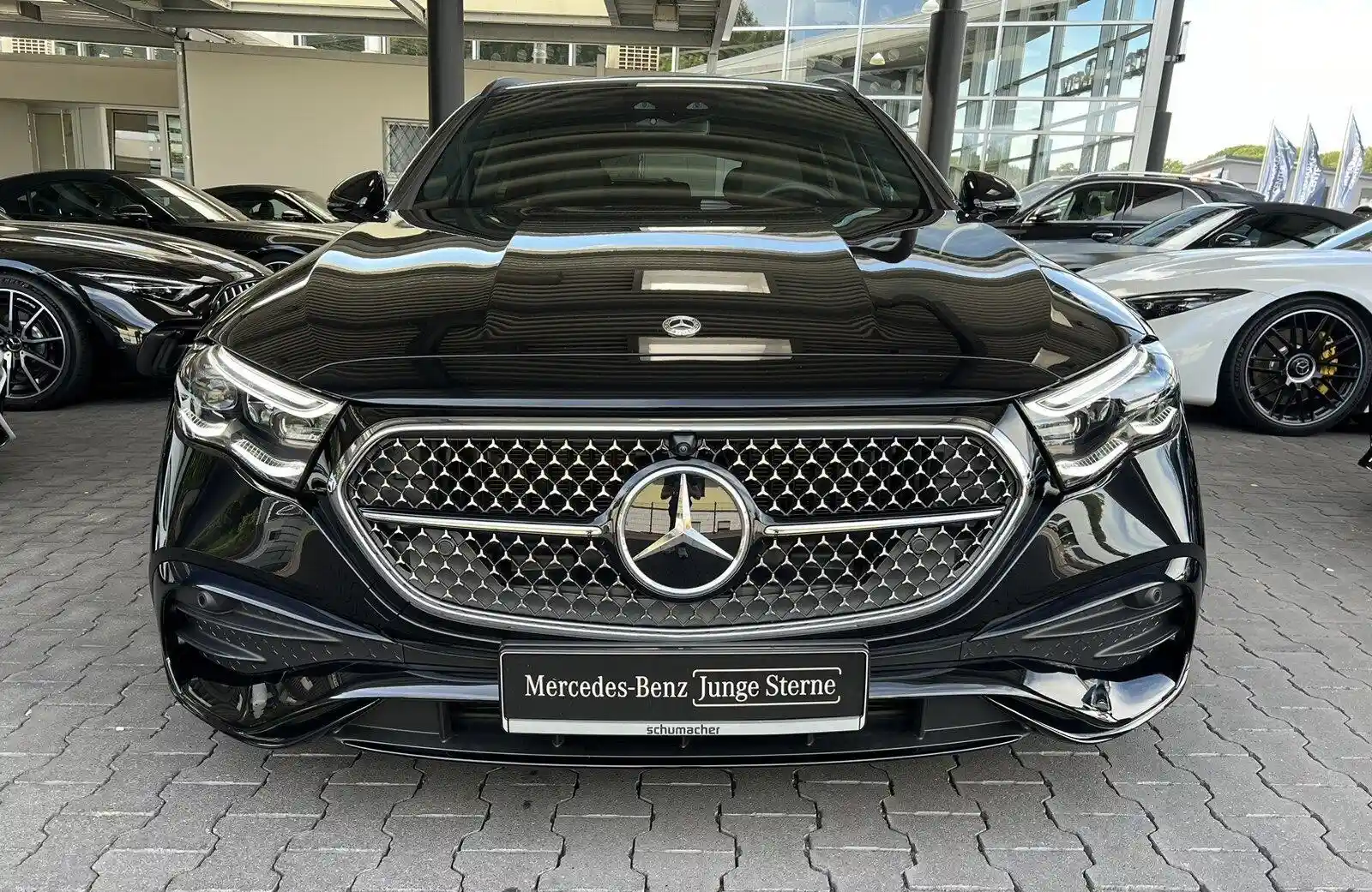 Mercedes-Benz E 200