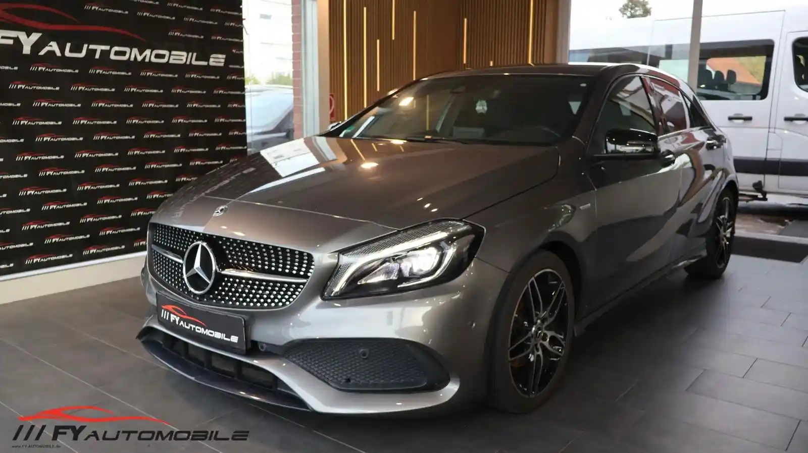 Mercedes-Benz A 180