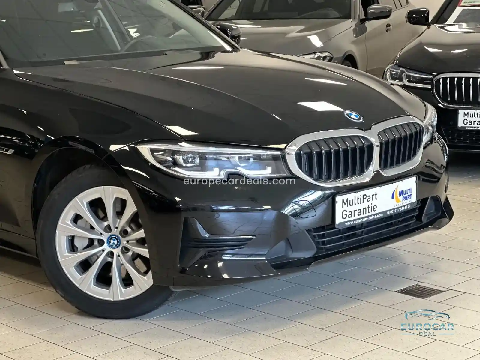 BMW 330