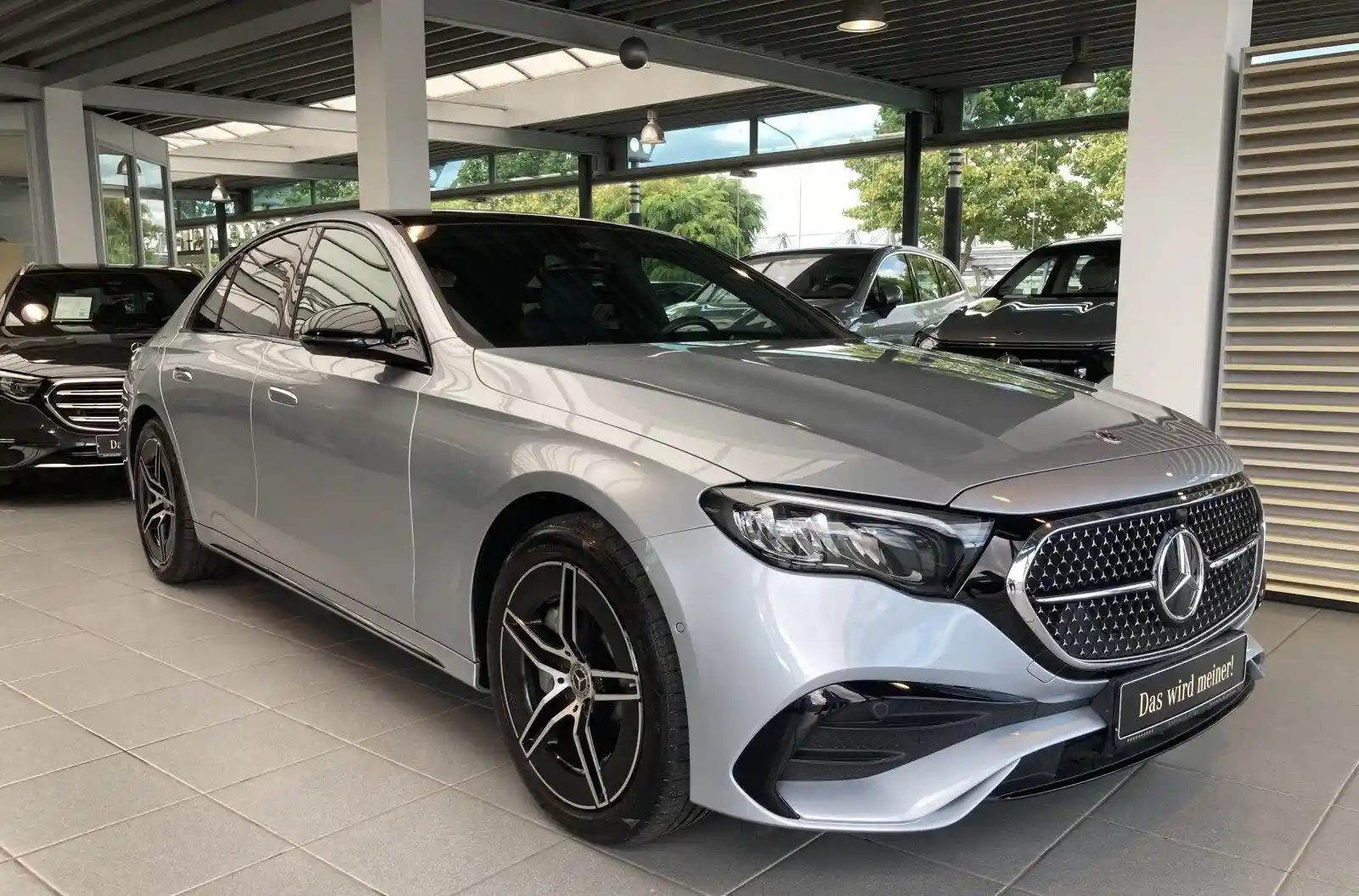 Mercedes-Benz E 300