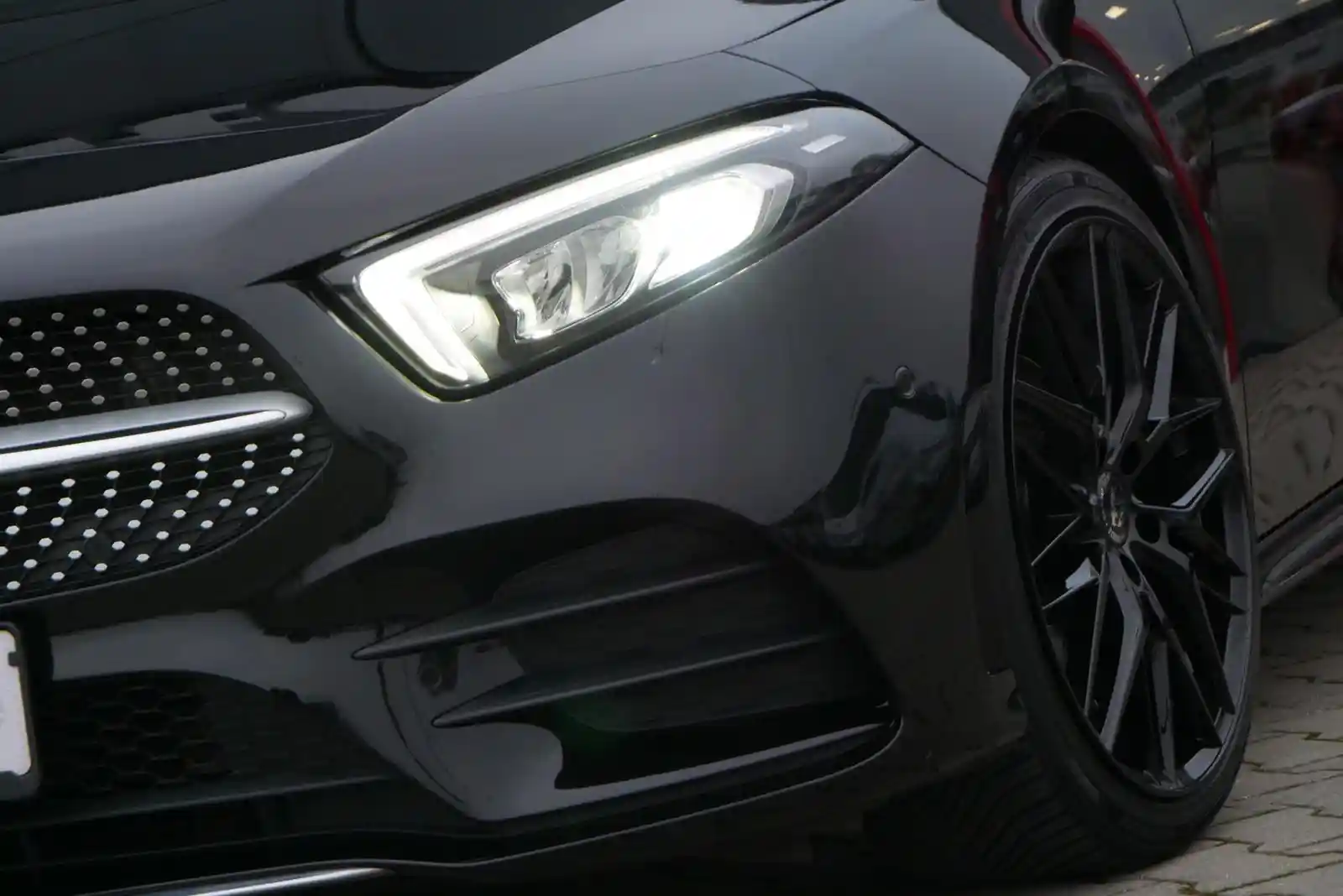 Mercedes-Benz A 200