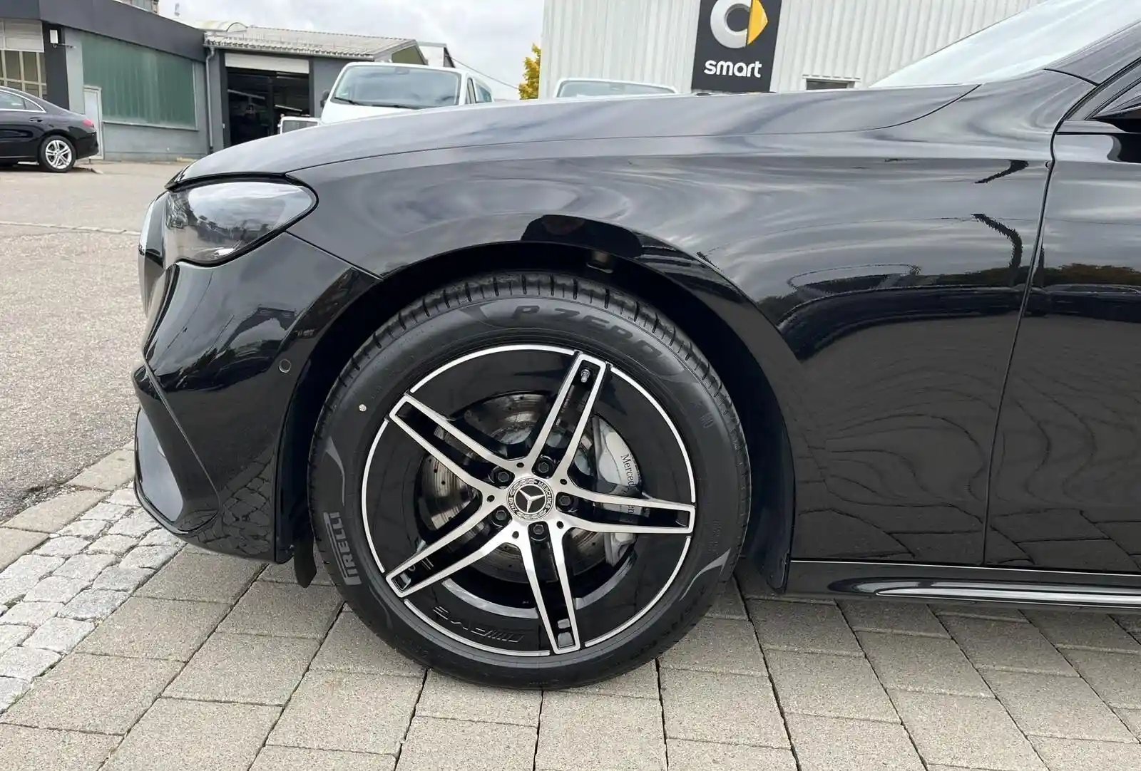 Mercedes-Benz E 300