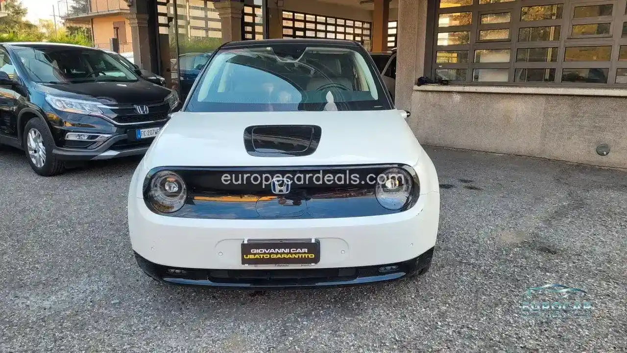 Honda e