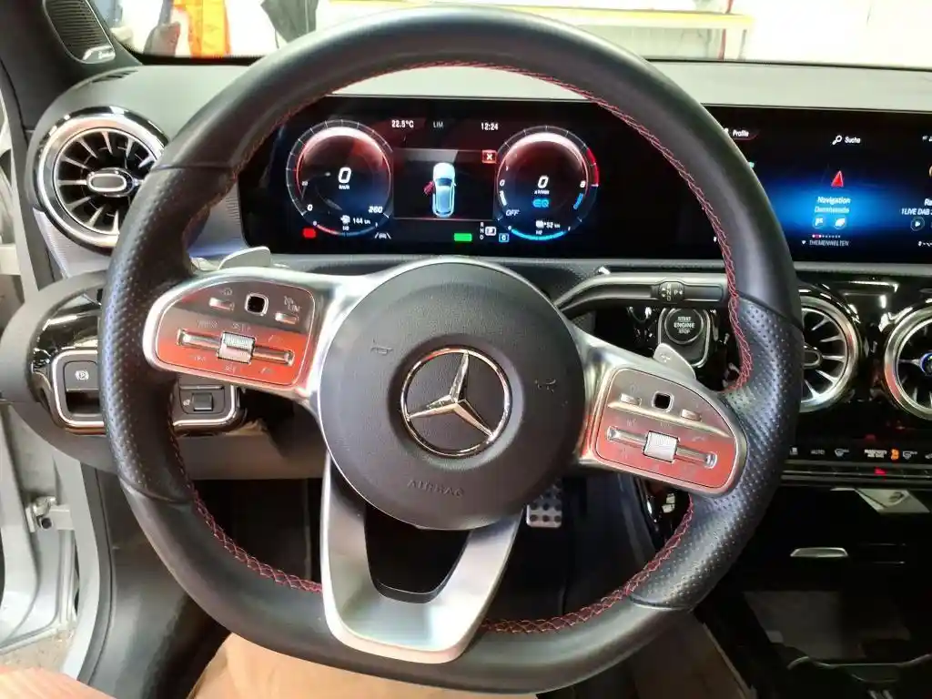 Mercedes-Benz A 250