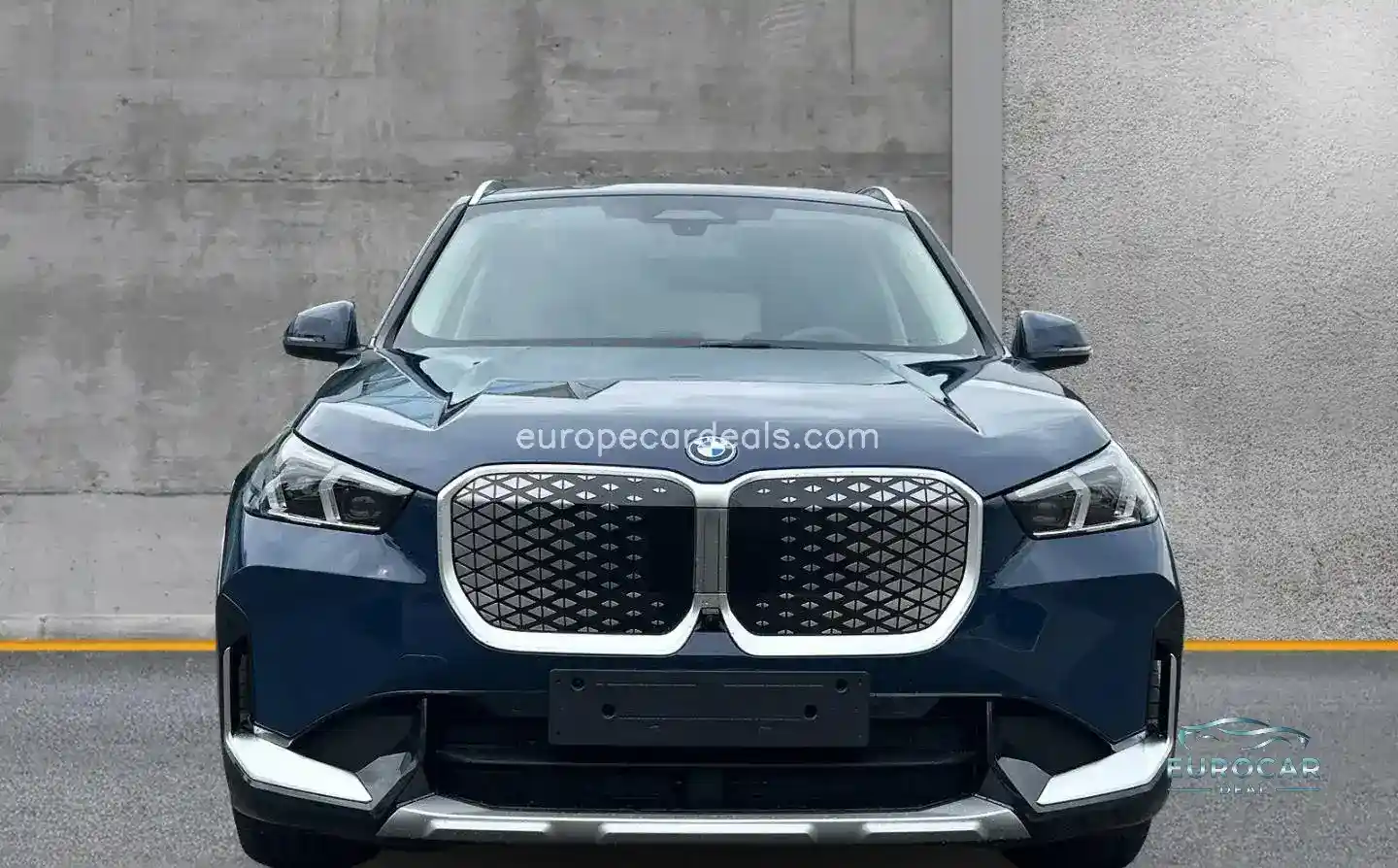 BMW iX1