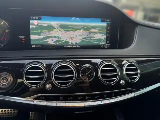 Mercedes-Benz S 400