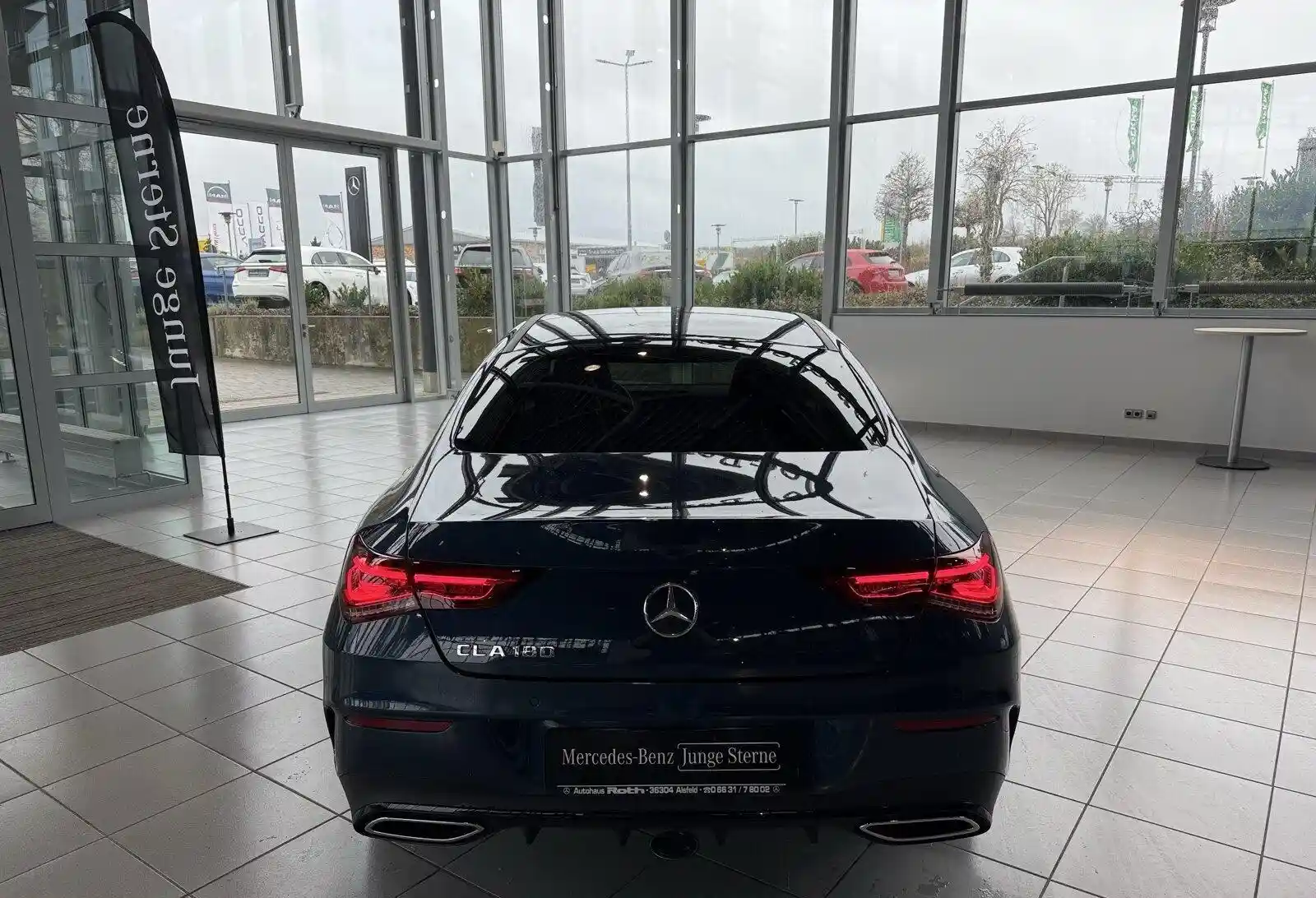 Mercedes-Benz CLA 180