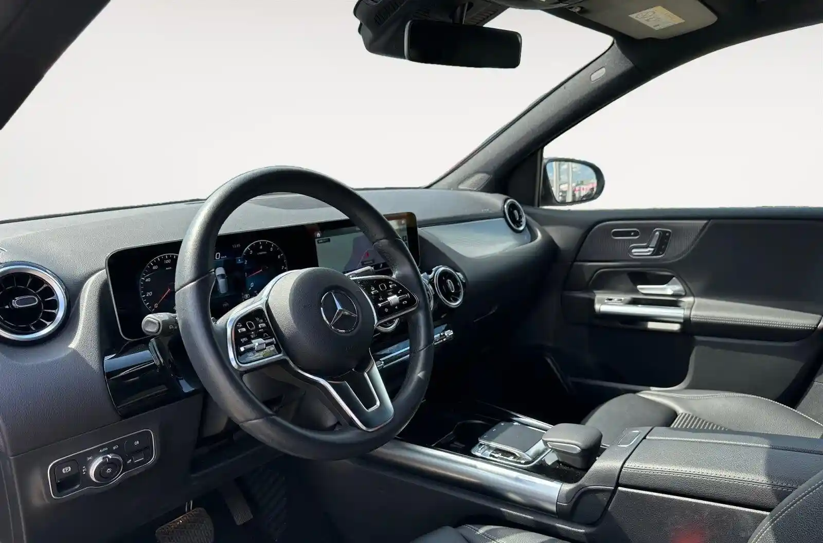 Mercedes-Benz B 200