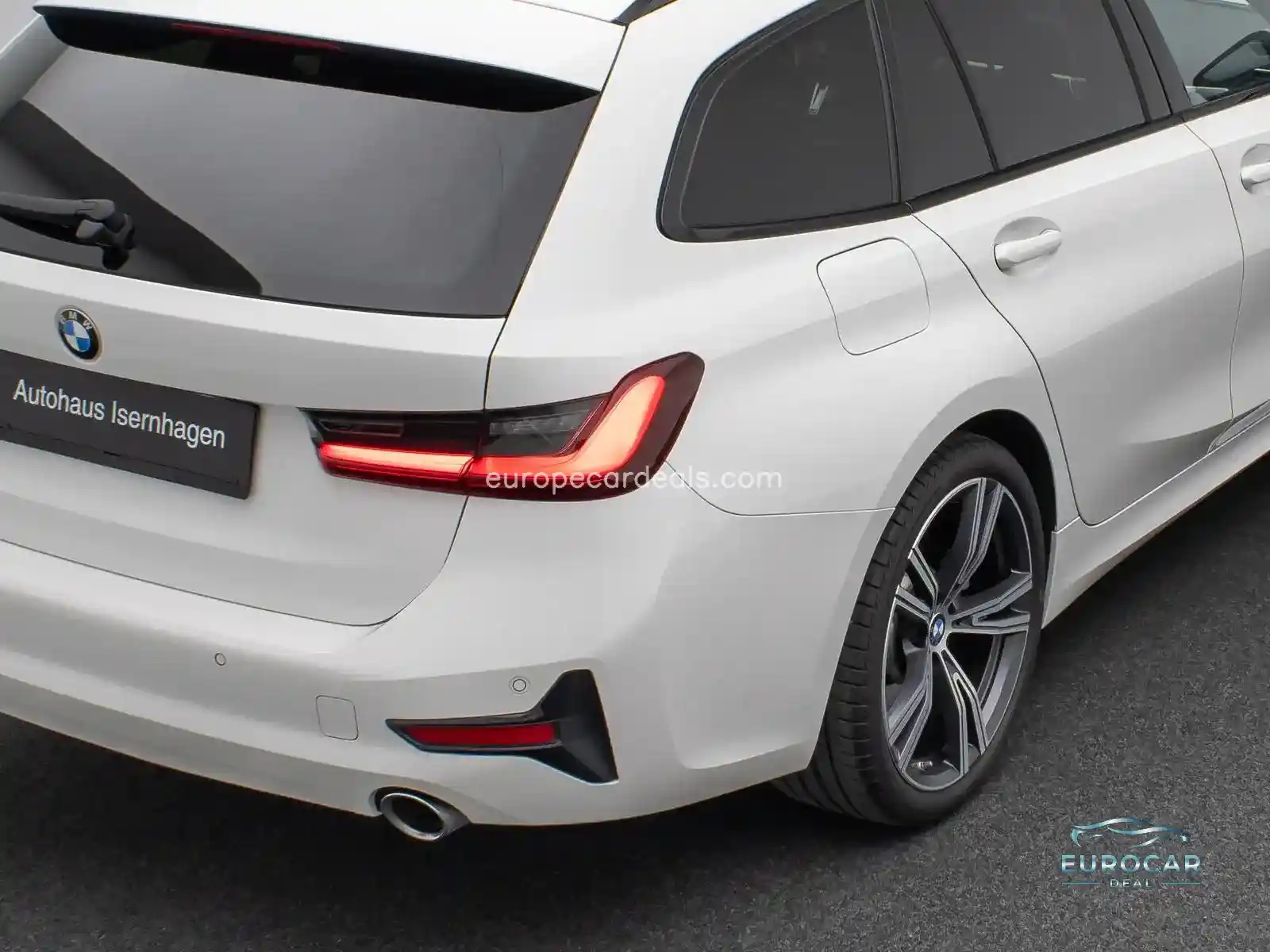 BMW 330