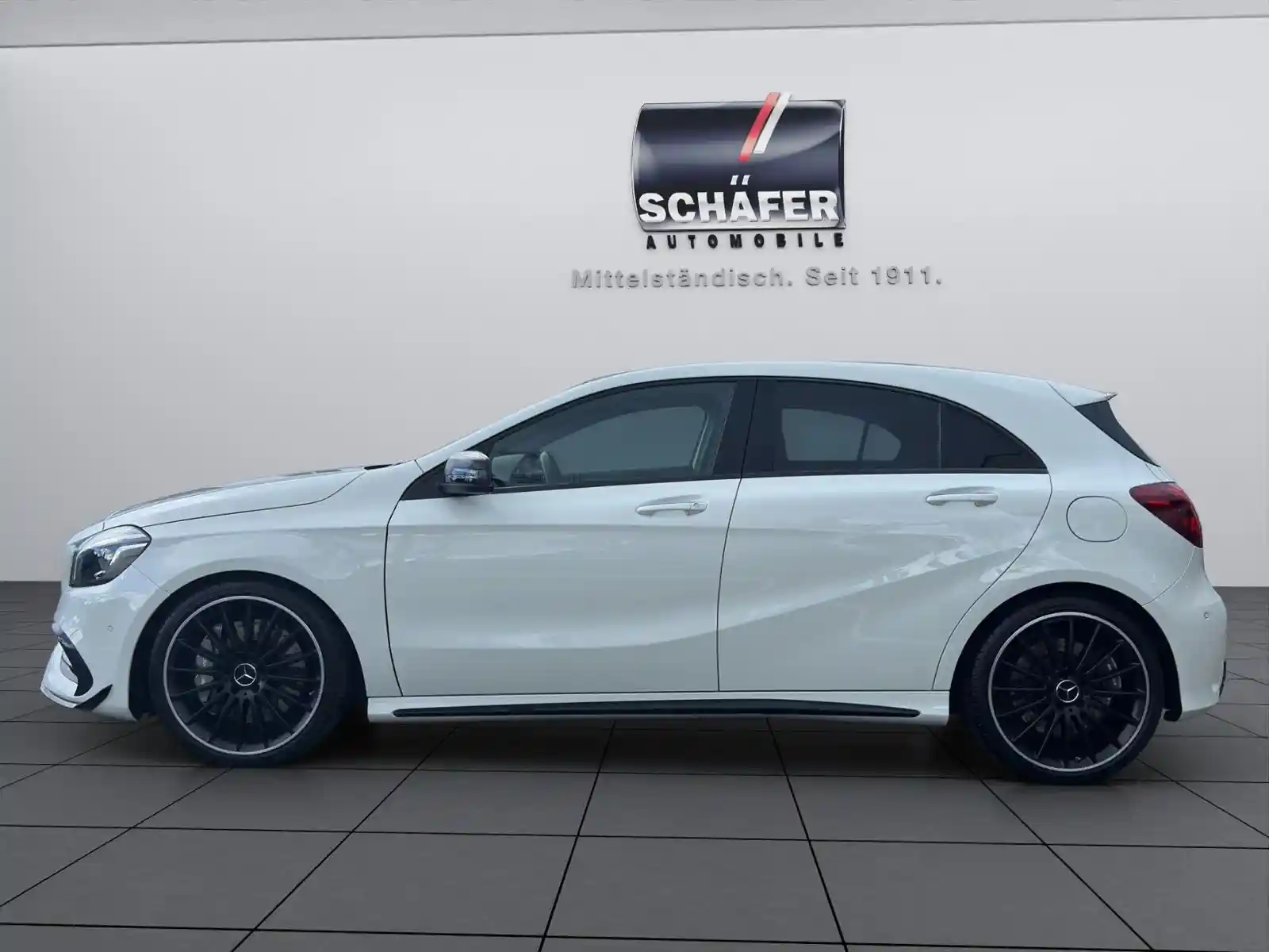 Mercedes-Benz A 45 AMG