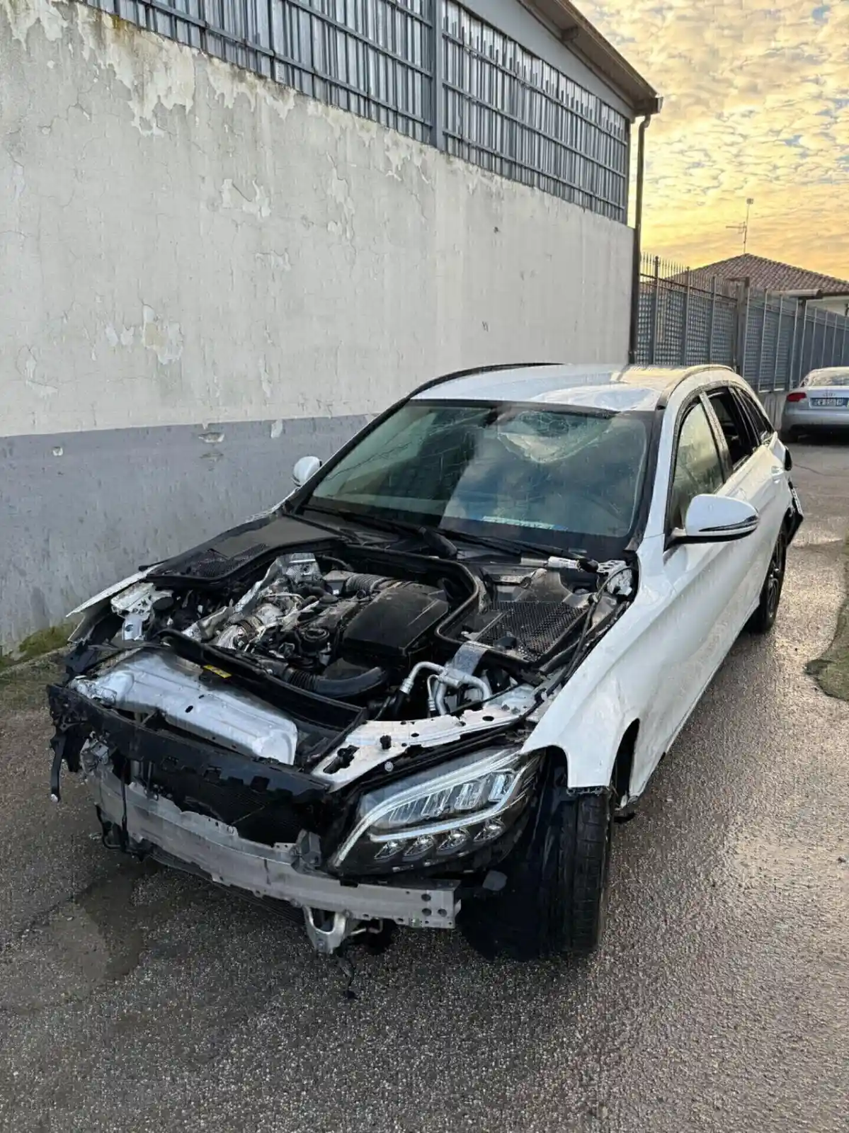 Mercedes-Benz C 180