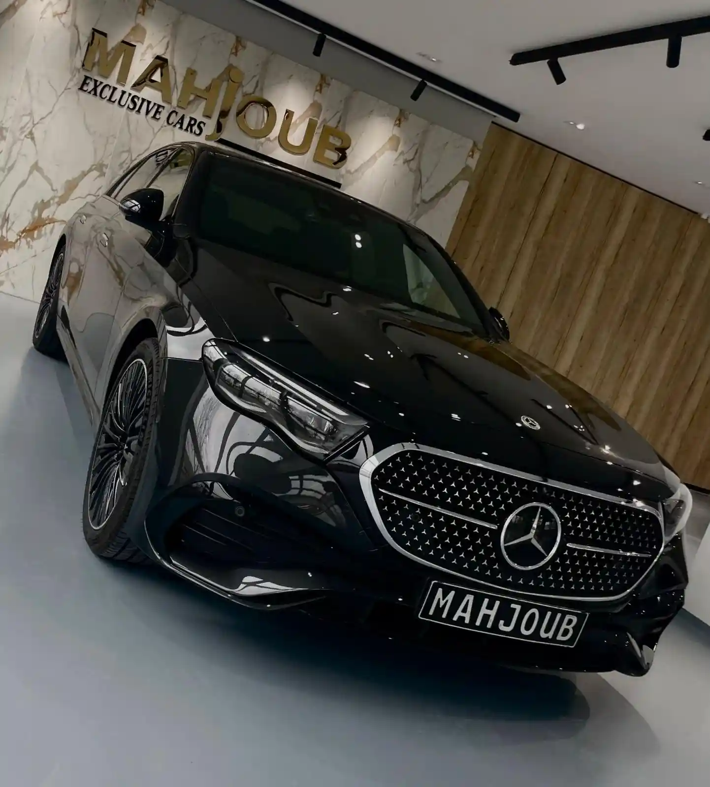 Mercedes-Benz E 300