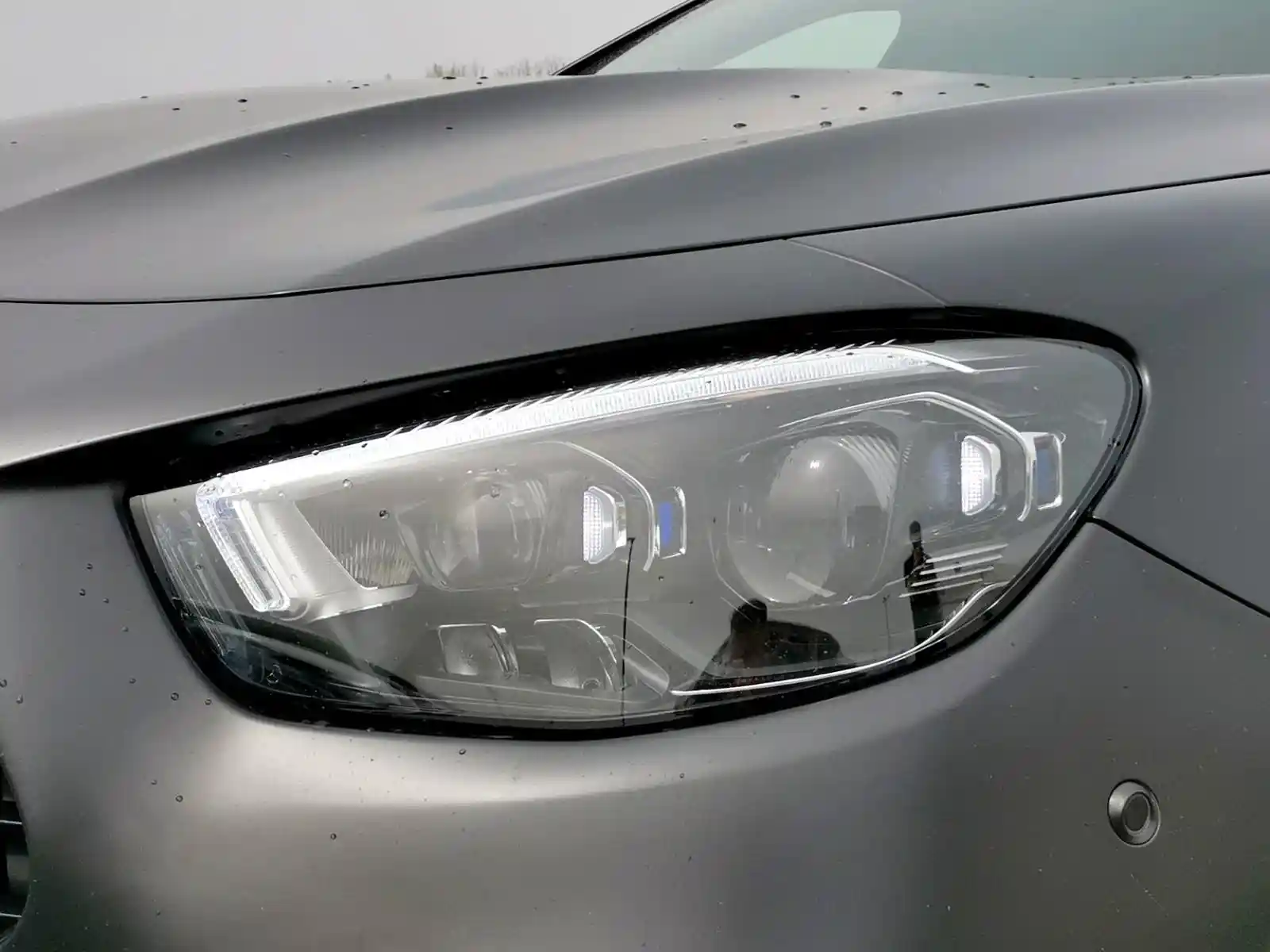 Mercedes-Benz E 63 AMG